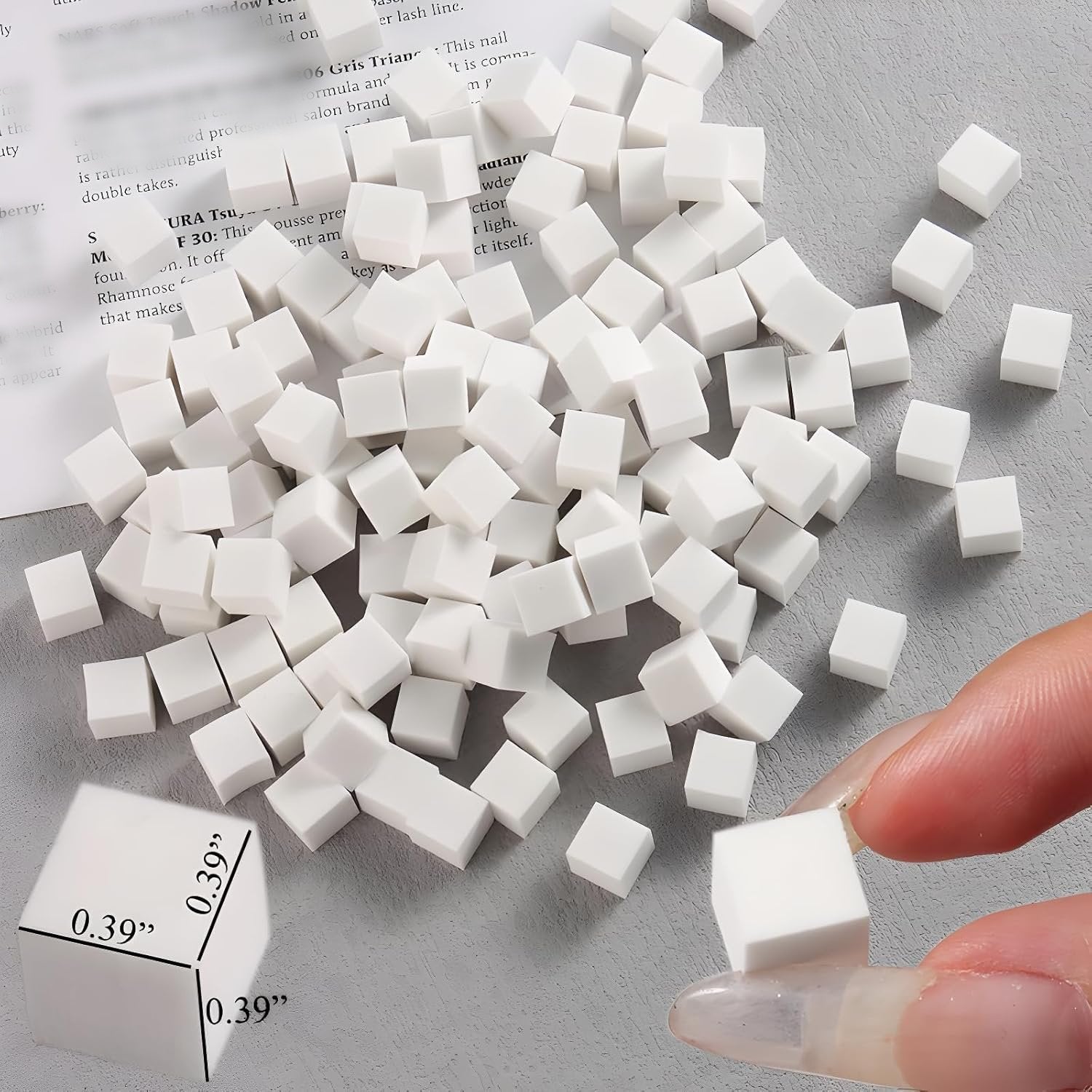 100 Pcs Soft Nail Sponges with Grabbing Pen, Nail Art Sponge for Ombre, Gradient Effect Painting Gel Halo Dyeing Tool Brush